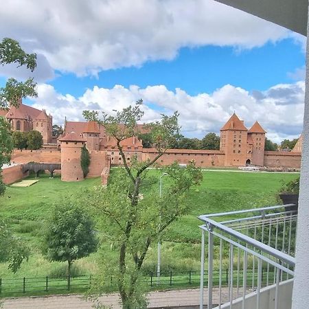 Apartament Okno Na Zamek Malbork Exteriör bild